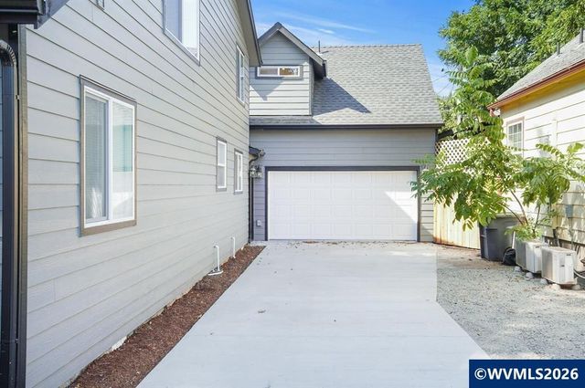 1117-1119 6th St NW St, Salem, OR 97304