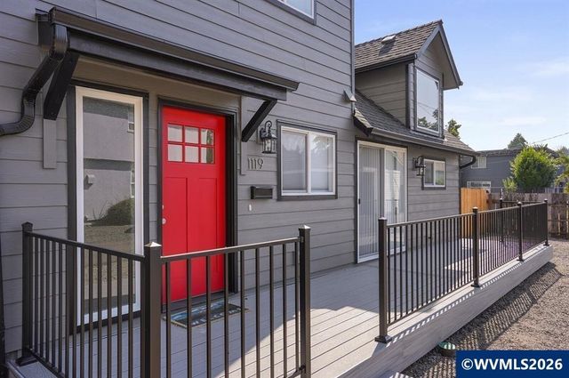 1117-1119 6th St NW St, Salem, OR 97304