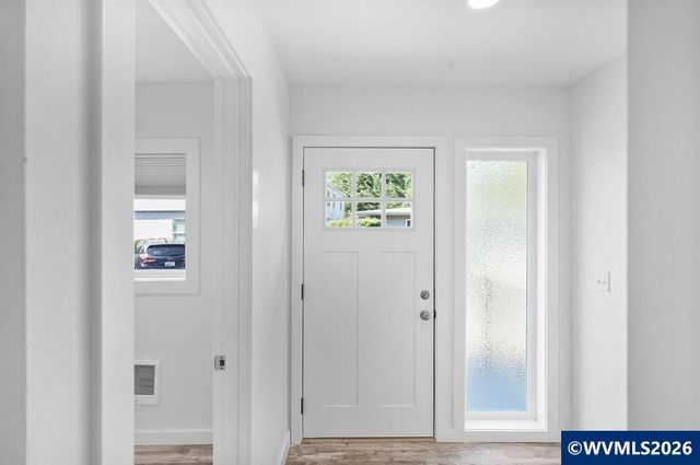 1117-1119 6th St NW St, Salem, OR 97304