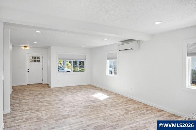 1117-1119 6th St NW St, Salem, OR 97304