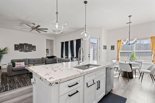 7722 Oak Garden Trail, Dallas, TX 75232