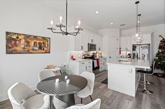 7722 Oak Garden Trail, Dallas, TX 75232