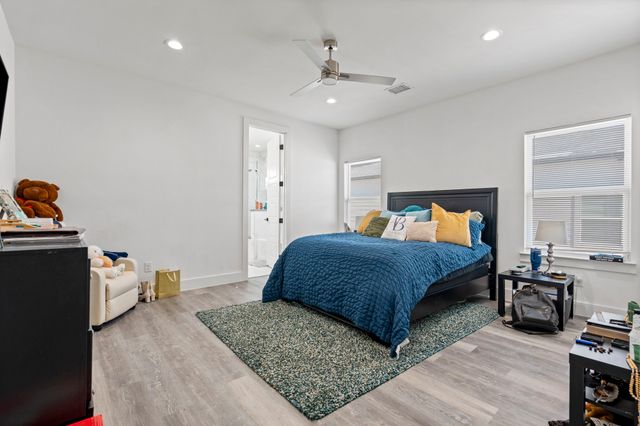 7722 Oak Garden Trail, Dallas, TX 75232
