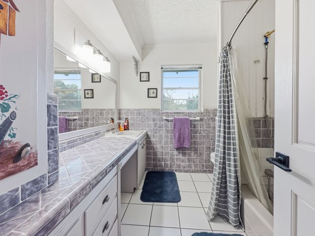 7515 Evelyn Drive, Richland Hills, TX 76118