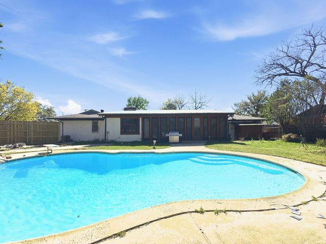 7515 Evelyn Drive, Richland Hills, TX 76118