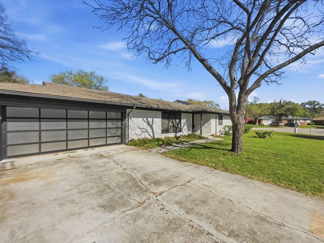 7515 Evelyn Drive, Richland Hills, TX 76118