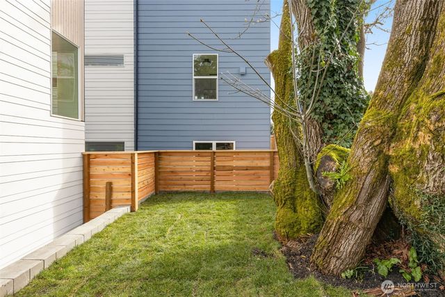 1627 B 21st Avenue, Seattle, WA 98122