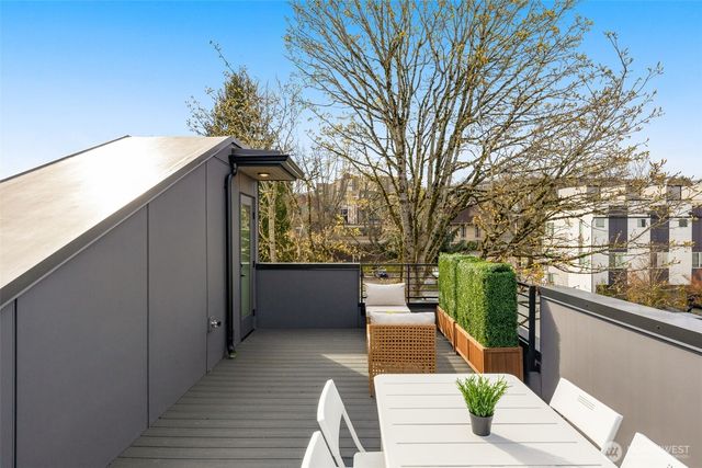 1627 B 21st Avenue, Seattle, WA 98122