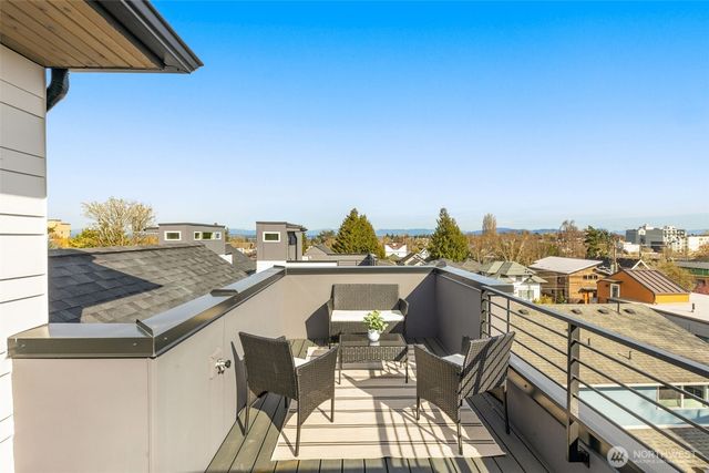 1627 B 21st Avenue, Seattle, WA 98122