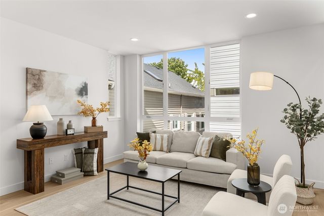 1627 B 21st Avenue, Seattle, WA 98122