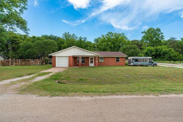 104 NE 7th Street, Perkins, OK 74059
