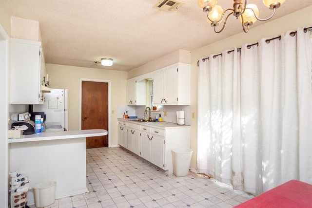 104 NE 7th Street, Perkins, OK 74059