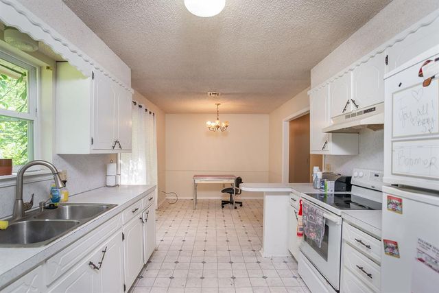 104 NE 7th Street, Perkins, OK 74059