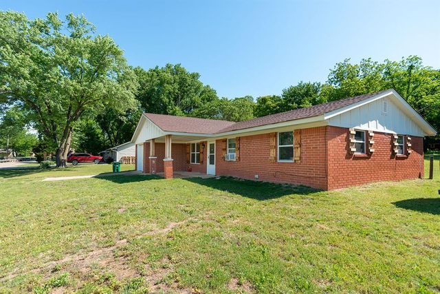 104 NE 7th Street, Perkins, OK 74059