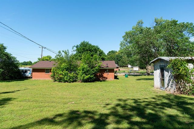 104 NE 7th Street, Perkins, OK 74059