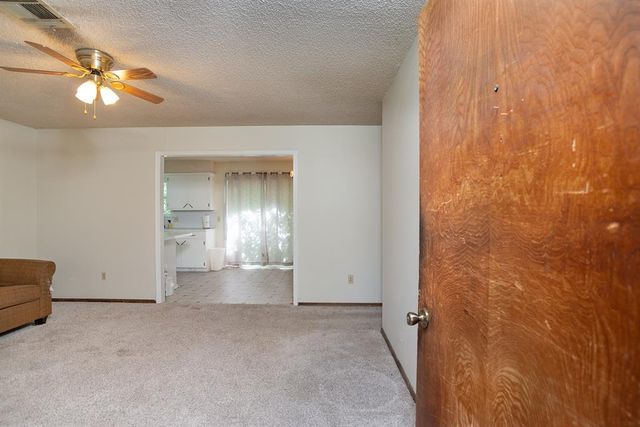 104 NE 7th Street, Perkins, OK 74059
