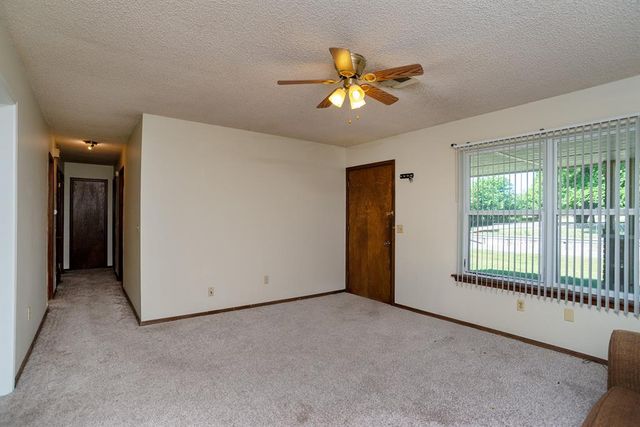 104 NE 7th Street, Perkins, OK 74059