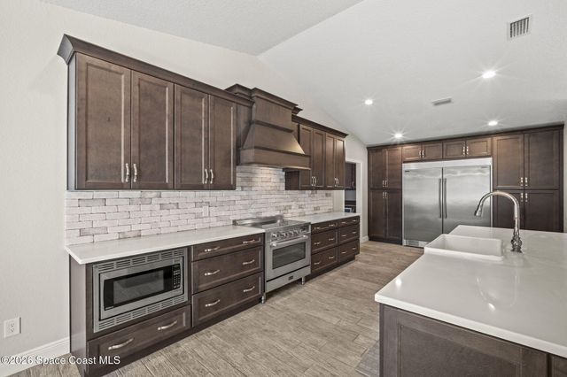 704 Osmosis Drive, Palm Bay, FL 32908