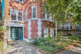6445 N Greenview Avenue 1, Chicago, IL 60626