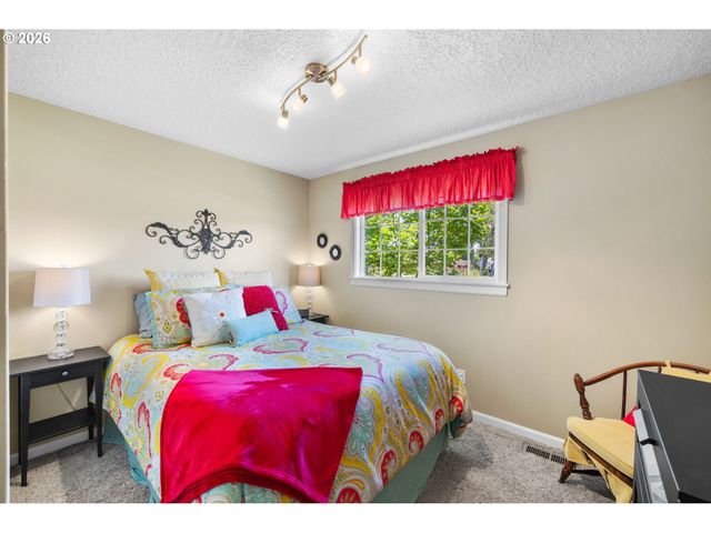 15304 Ne 78TH St, Vancouver, WA 98682