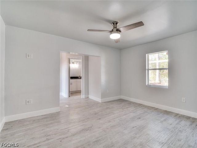 16 Estate DR, North Fort Myers, FL 33917