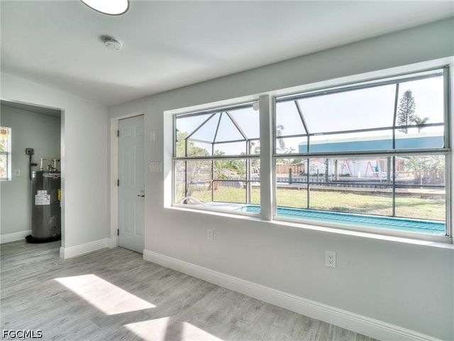 16 Estate DR, North Fort Myers, FL 33917