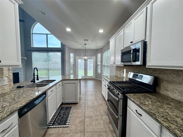 30430 Legacy Pine Drive, Spring, TX 77386
