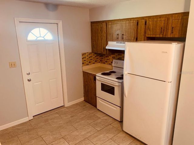 6039 CRAFTON DRIVE, Lakeland, FL 33809