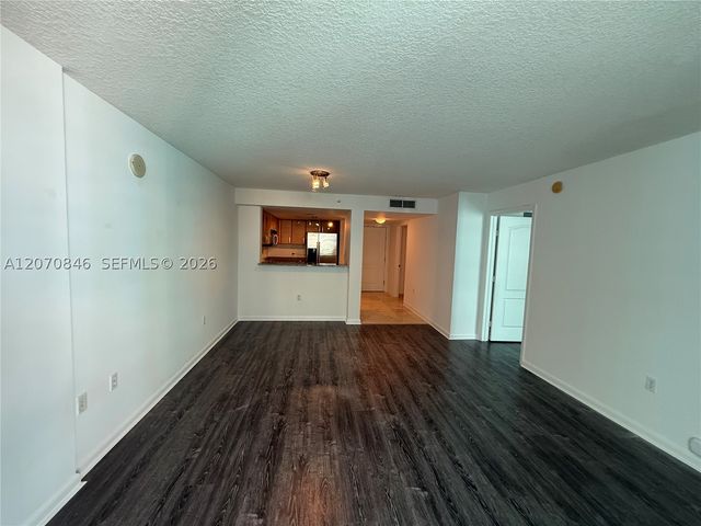 2101 Brickell Ave 1002, Miami, FL 33129