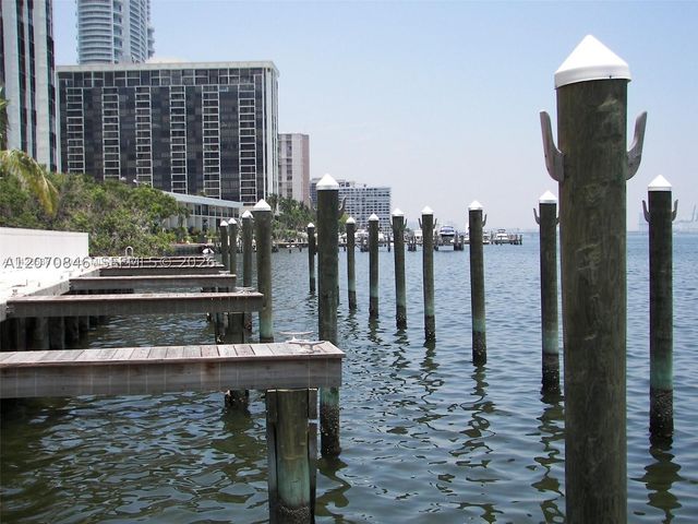 2101 Brickell Ave 1002, Miami, FL 33129