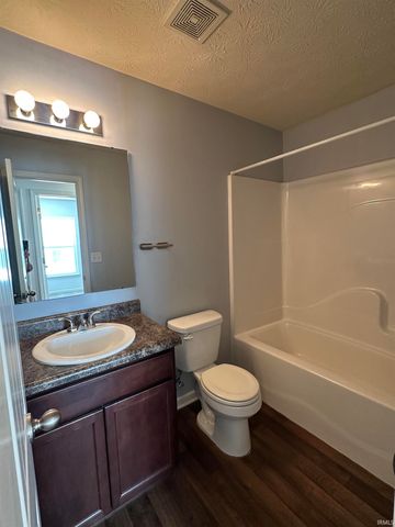 342 W 300 N, Kokomo, IN 46901