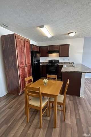 342 W 300 N, Kokomo, IN 46901