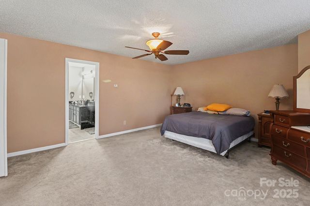 5307 Bendix Court, Harrisburg, NC 28075