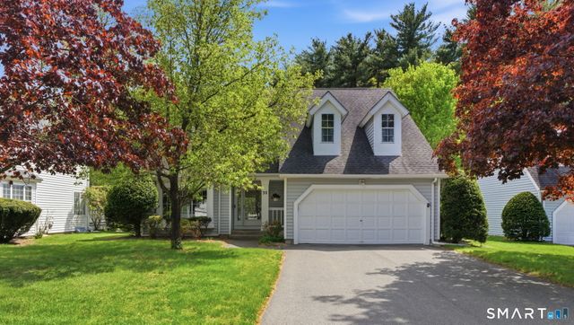 32 Southbridge Court, Simsbury, CT 06070