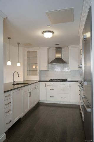 10 Byron Place 601, Larchmont, NY 10538