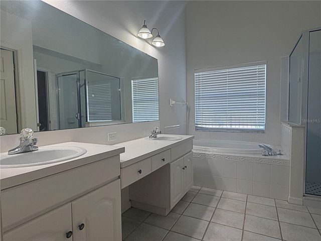 14832 HERONGLEN DRIVE, Lithia, FL 33547