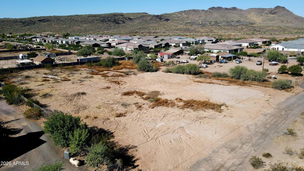 Image 10 of property listing at 3775 W Dynamite Boulevard -, Phoenix, AZ 85083