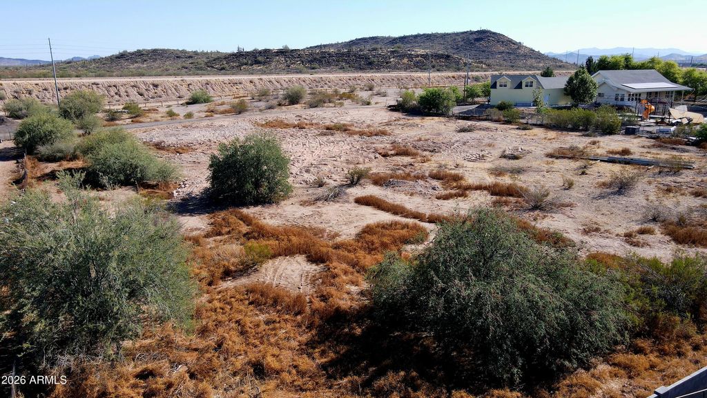 Image 8 of property listing at 3775 W Dynamite Boulevard -, Phoenix, AZ 85083