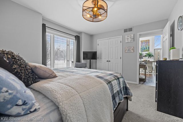 4687 Fairway Court, Waterford Charter Township, MI 48328