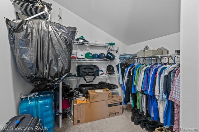 4687 Fairway Court, Waterford Charter Township, MI 48328