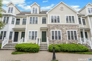 39 Maple Tree Avenue 60, Stamford, CT 06906