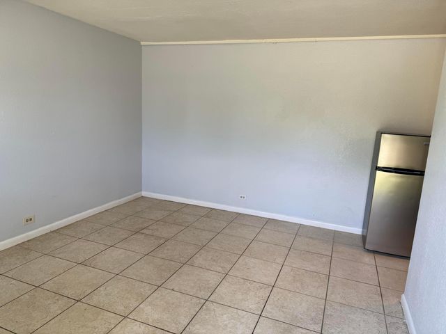 3300 Broadway Avenue 6, West Palm Beach, FL 33407