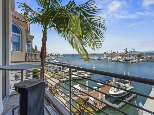 3 Green Turtle Rd, Coronado, CA 92118