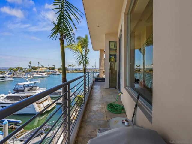 3 Green Turtle Rd, Coronado, CA 92118