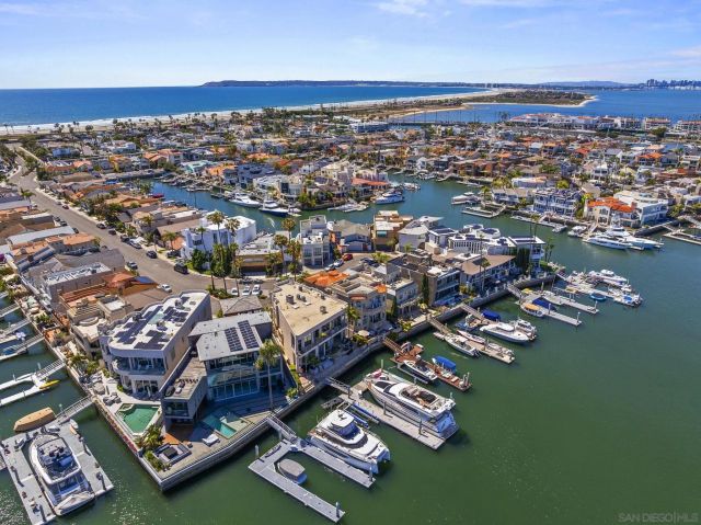 3 Green Turtle Rd, Coronado, CA 92118