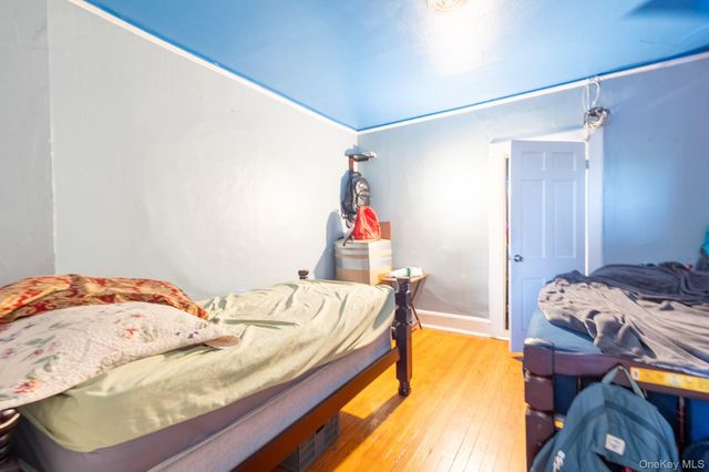 30-32 Martin Place, Port Chester, NY 10573