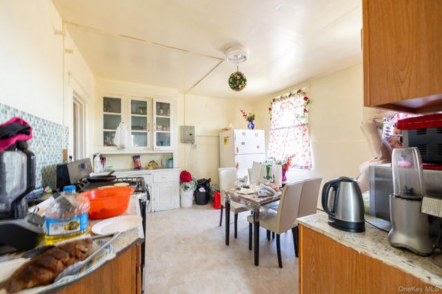 30-32 Martin Place, Port Chester, NY 10573