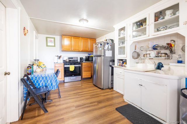 30-32 Martin Place, Port Chester, NY 10573