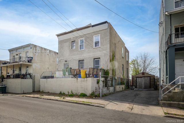 30-32 Martin Place, Port Chester, NY 10573