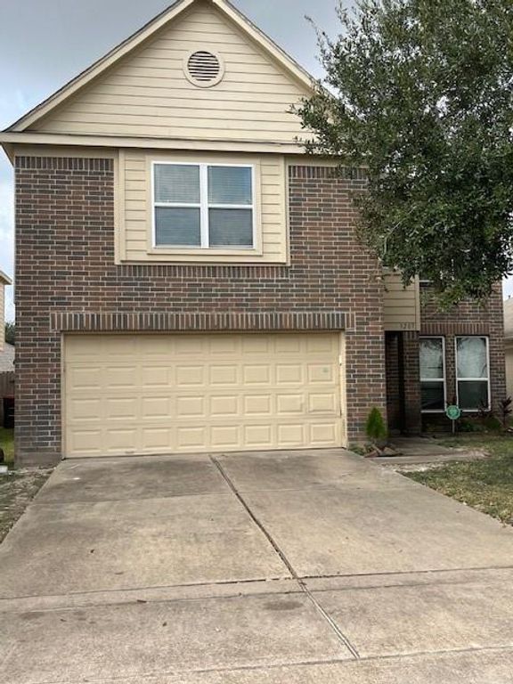 3203 Apple Dale Drive, Houston, TX 77084